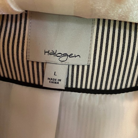 Black and white striped Halogen short jacket .hardly worn ...size L - Picture 3 of 4